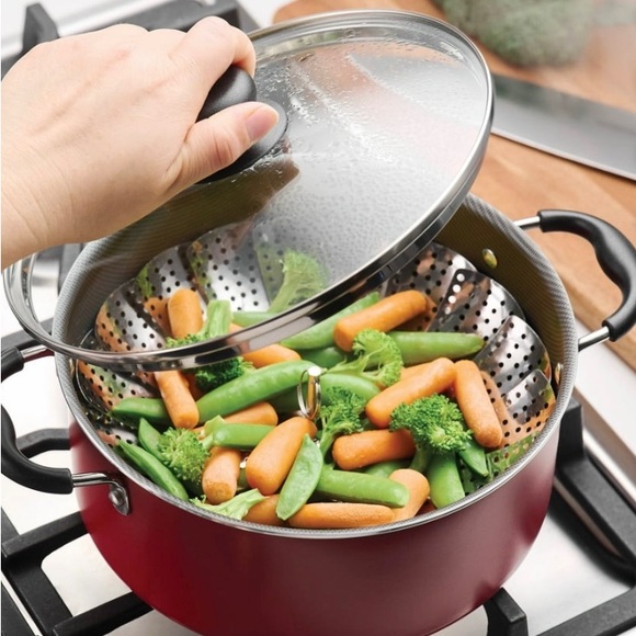 Red Non-Stick Cookware Set - Picture 4 of 9